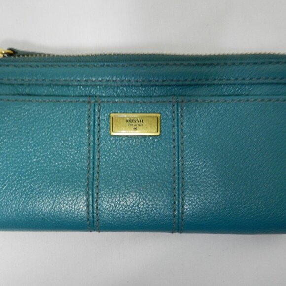 Fossil Ella Leather teal blue clutch Wallet Organizer credit cards i.d. zip pkt - Picture 3 of 11